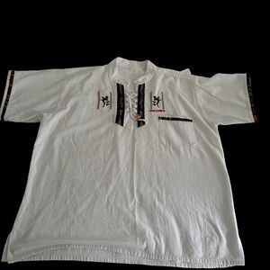 Guatemalan Embroidered Quetzal Bird Short Sleeve Henley Shirt Men Size XL White